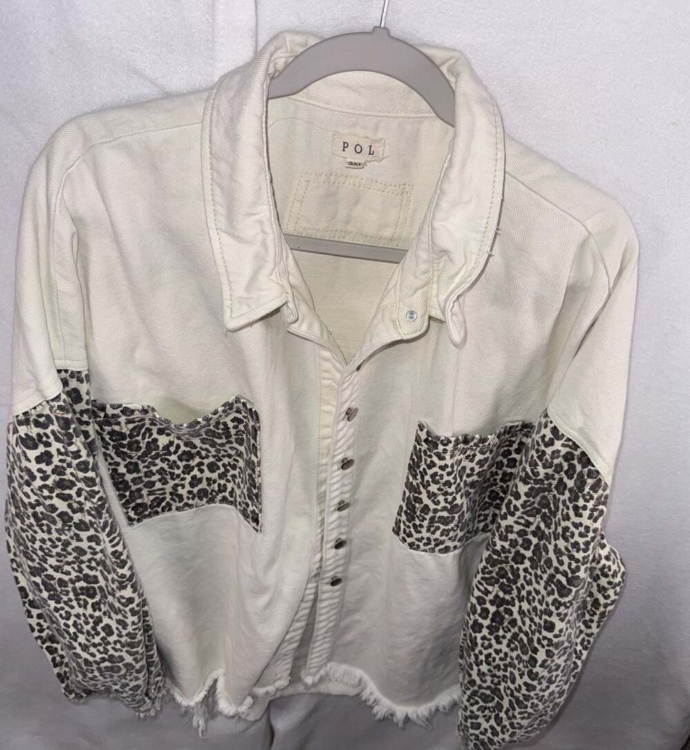 POL Leopard Print Contrast Raw Hem Denim Shirt Jacket